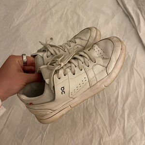 Women’s White On Rogers